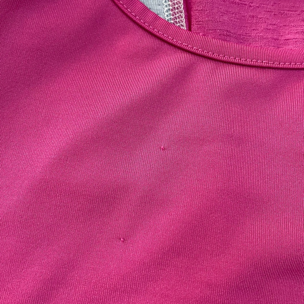 Women’s Nike Dri Fit Vented Back Running Shirt - Picture 5 of 6